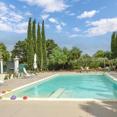 3 Bedroom Lovely In Holiday home *
